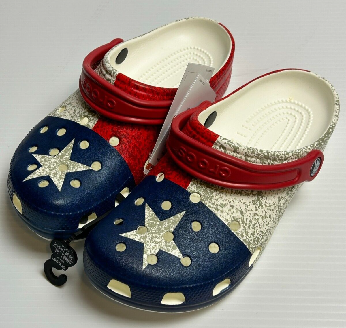 Crocs Classic TEXAS FLAG USA Colors Unisex CLOGS Size Mens 6  display picture 1