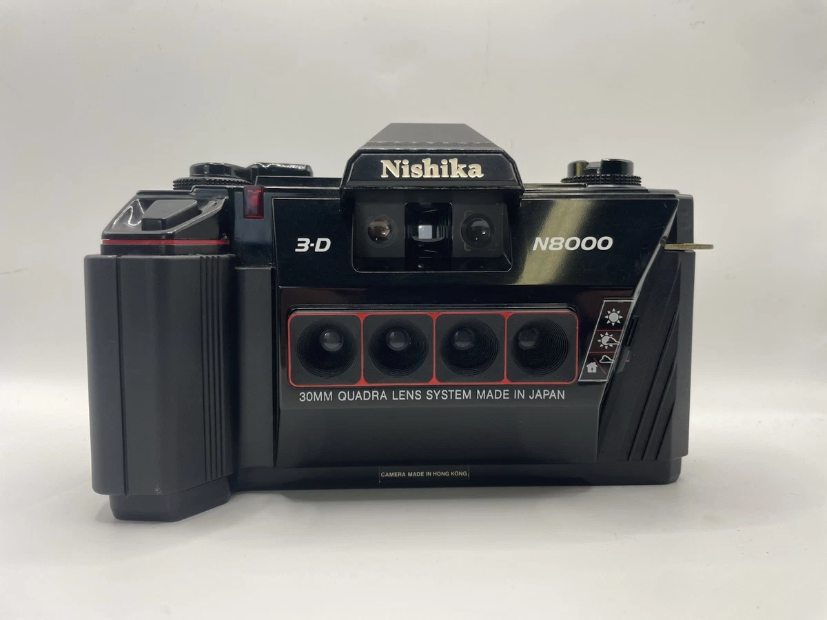 カメラ Nishika N8000 3Dカメラ フラッシュ付 ケース付 0420