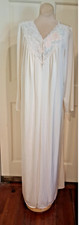Shadowline Vintage Light Cream ivory Color Nylon Nightgown  Robe Set Size M