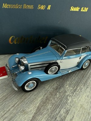 CMC Mercedes-Benz 540K Cabriolet B 1936 1:24 in Box Blue