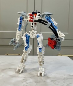 LEGO Bionicle Toa Mahri Set 8915 TOA MATORO + 2 McD&rsquo;s Minis: Toa Kongu & Kalmah*