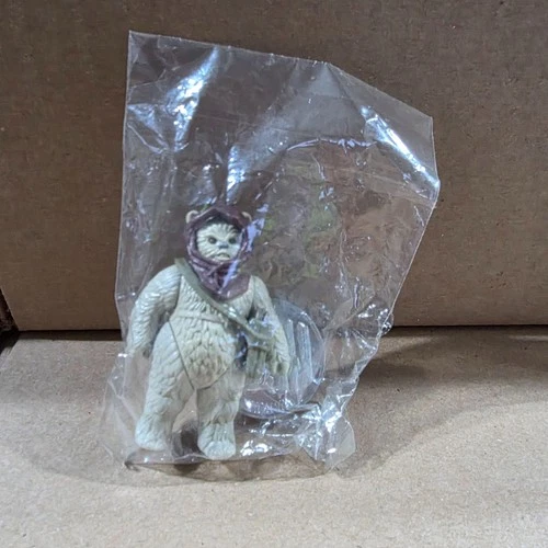 1985 Vintage Star Wars Last 17 POTF Warok Ewok Figure With Coin No Bow