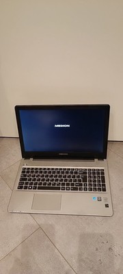 Medion Akoya E6418 - Core i5 - 320GB HDD - Windows 10 -  Notebook Laptop