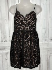 WOMENS EXPRESS BLACK LACE OVER NUDE SLEEVELESS MINI SKATER DRESS LINED CUPS 2