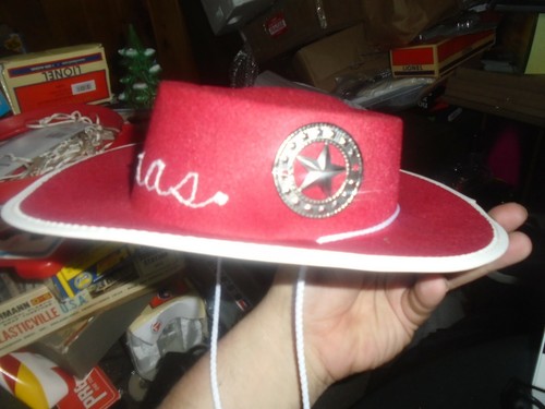 Vintage J hats size Small Red Texas 