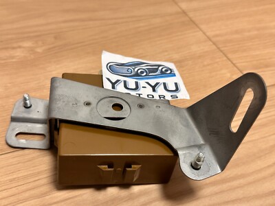 Lexus Ls460 Parking Brake Control Module Computer 89050-50010 B