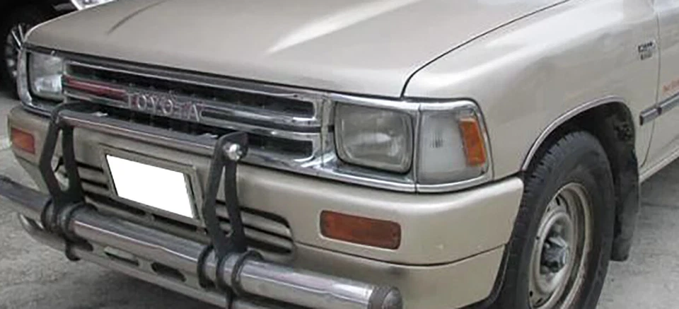 Front Corner Light Lamp For Toyota Hilux MK3 LN85 1989 1990 1991 1992 - 1994 - Image 2 of 4