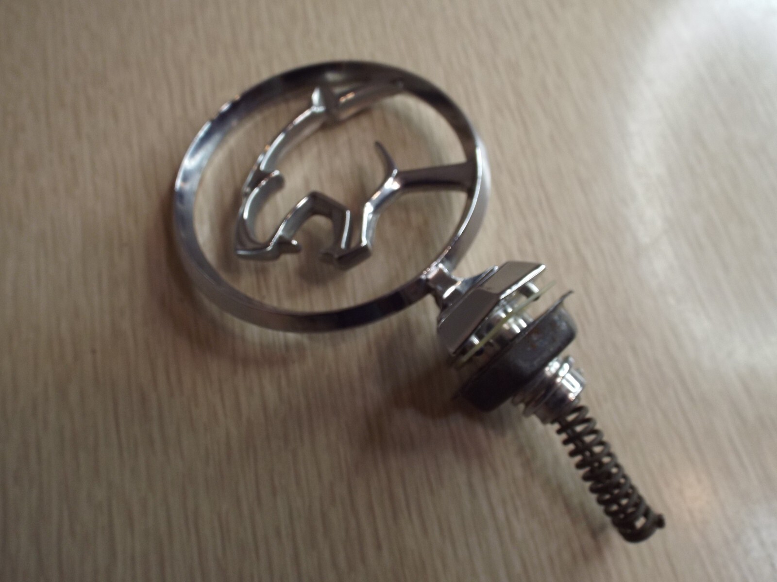 1977-79 Mercury Cougar XR-7 Villager Hood Ornament Ford Emblem Replacement