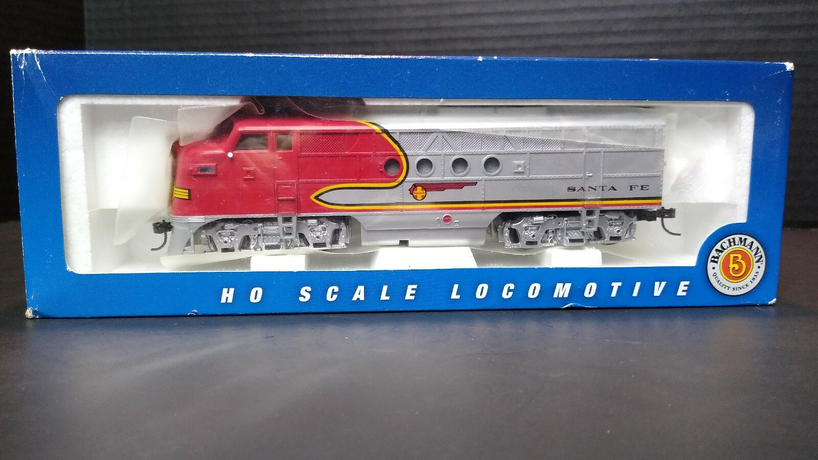 bachmann ho scale santa fe