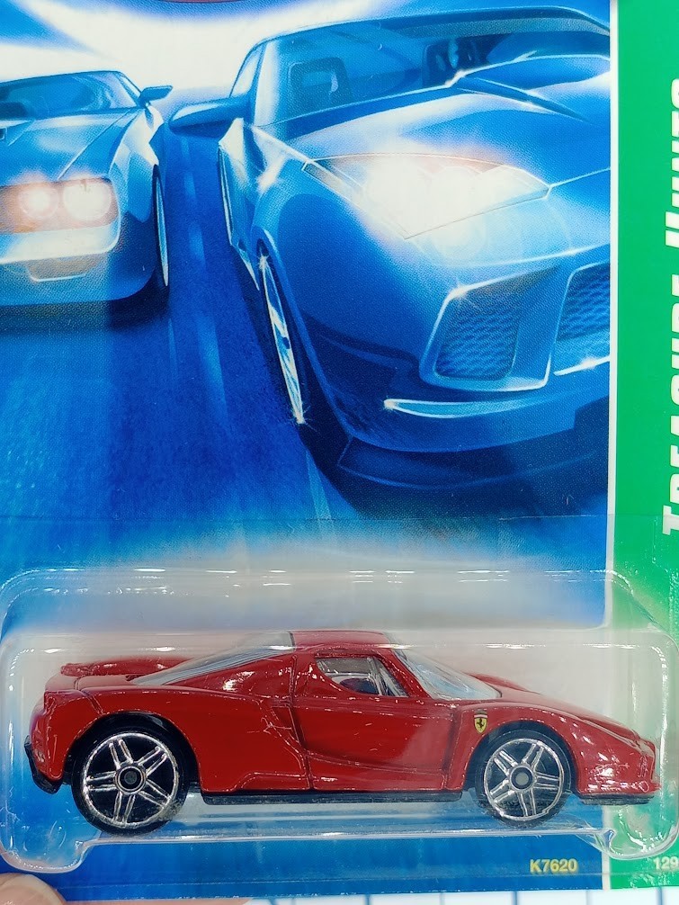 2007 Hot Wheels RED ENZO FERRARI Treasure Hunts K7620 129/180 1:64