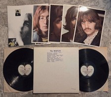 Beatles VERY RARE 1968 'WHITE ALBUM' WITH THE SONG TRACK STICKER ON THE COVER!
