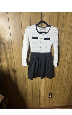 yi ran yi gui Black & White Fit & Flare Short Dress Long Sleeve Size S