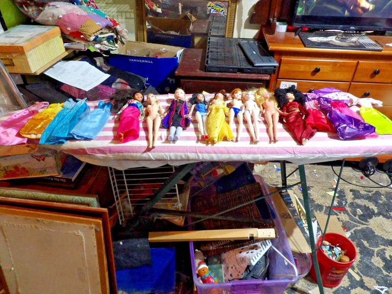 Lot of 9 Disney Doll's with 10 Beautiful growns