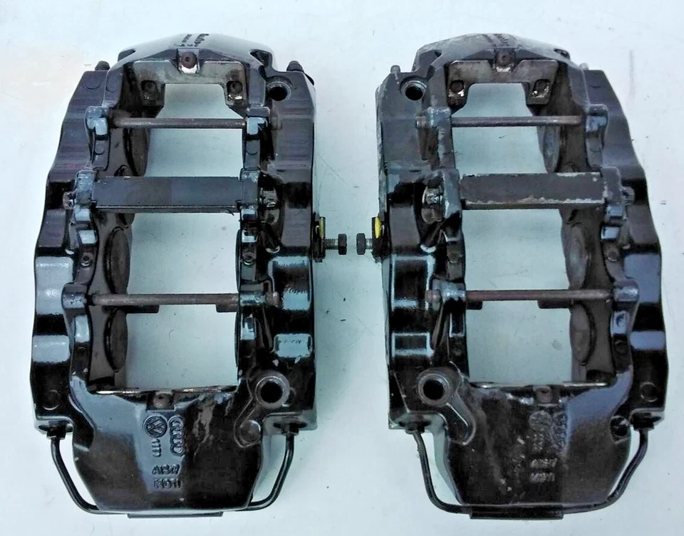 PINZAS DE FRENO DELANTERAS LAMBORGHINI GALLARDO IZQUIERDA Y DERECHA BREMBO 8 PISTONES MONTAJE RADIAL Foto 2 de 4