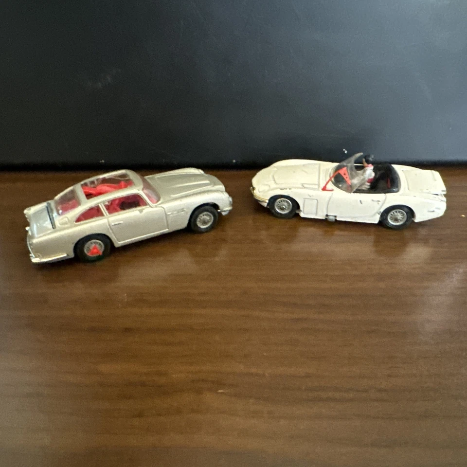De colección Corgi Toys James Bond 007 Aston Martin Y Toyota 2000GT Foto 4 de 4