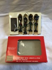 Vintage Miniature Lamp Post With Wreath 4 Pcs Battery Operated Tested Works