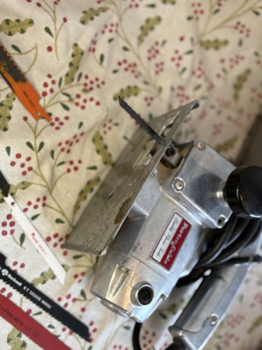 Vintage Porter Cable Electric Hand Saw Model 152 With Case Extra Blades Manual - Picture 8 of 13