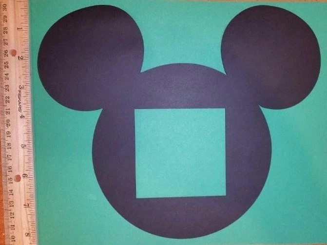 ¡MARCO DE FOTOS MICKEY MOUSE SE ADAPTA A MARCO DE 8-1/2 X 11! INCLUYE CUADRADOS MATE NEGRO Y ROJO Foto 3 de 4