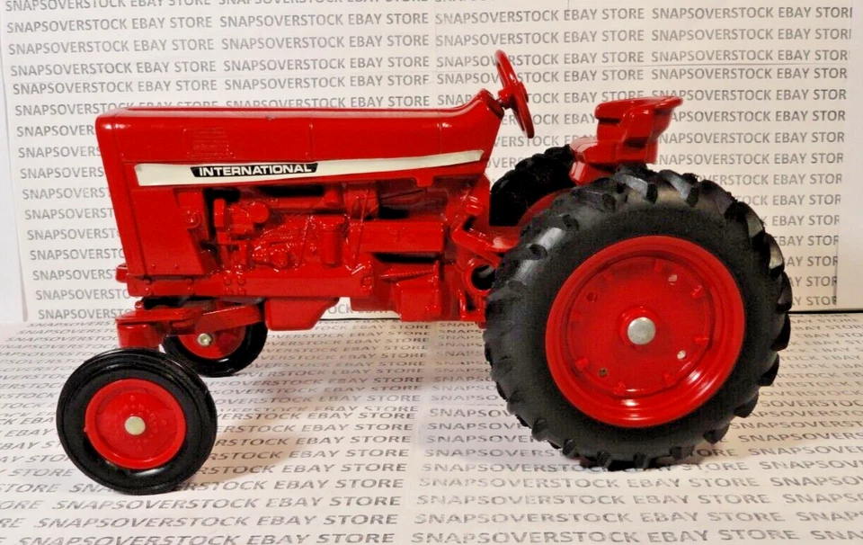 TRACTOR DELANTERO ANCHO ERTL INTERNATIONAL FARMALL 544 DE COLECCIÓN, CAJA AZUL #414, 1:16 Foto 3 de 4