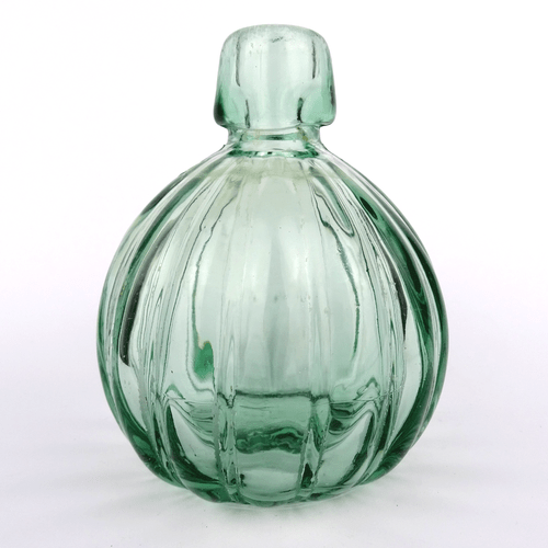 Alte Flasche Hellgrün geripptes Glas Antique Ribbed Aqua Glass Bottle um 1900 - Bild 5 von 6