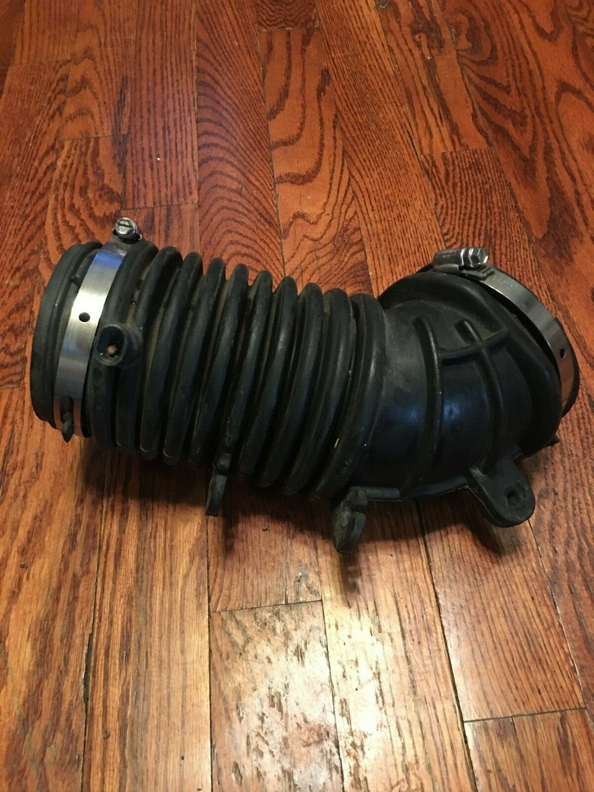 Air Tube Resonator Air Hose Intake 4.3L 25173861 Fits 01 02 GMC S15