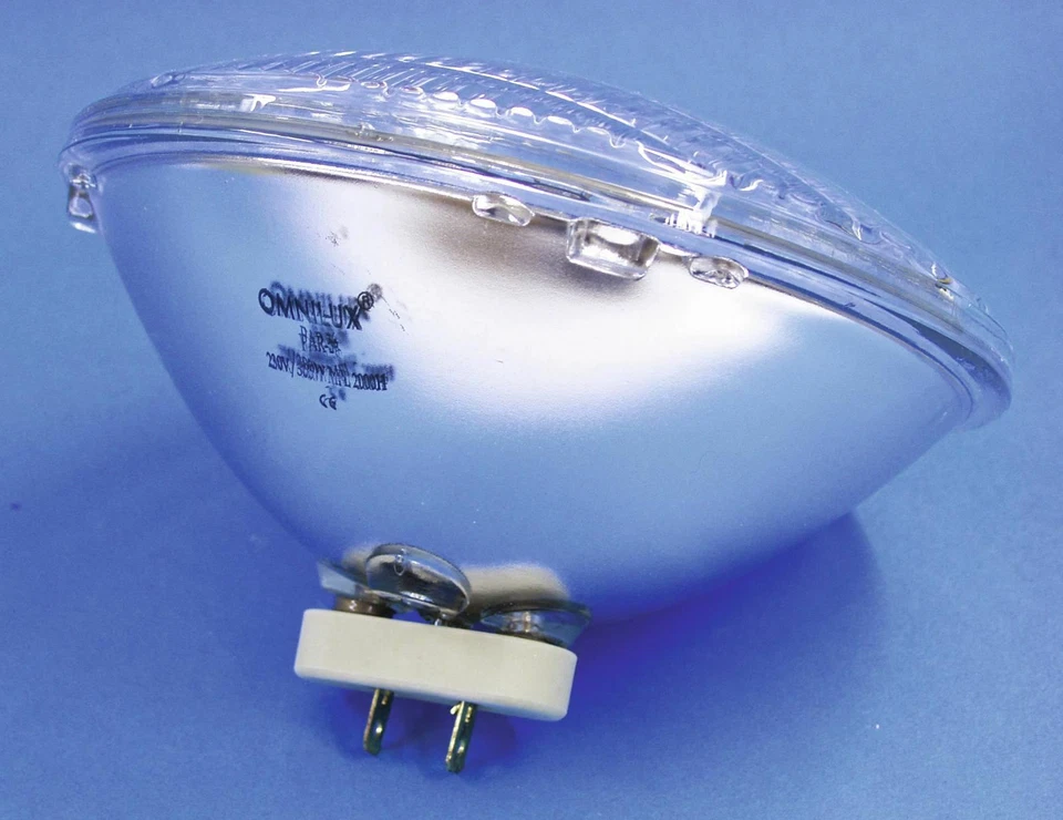 Omnilux PAR 56 230V 300W WFL 2000H Stage Lighting Par Lamp Bulb Wide Flood - Image 3 of 4