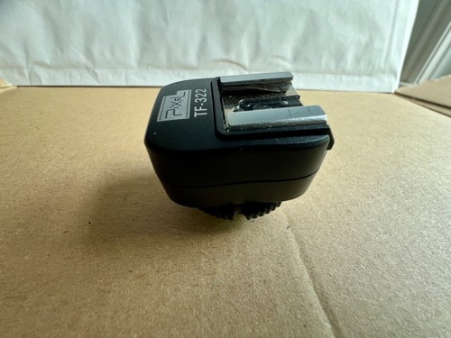Pixel TF-322 Flash Hot Shoe Adapter with Extra threaded PC Sync Port iTTL Nikon - Picture 4 of 6