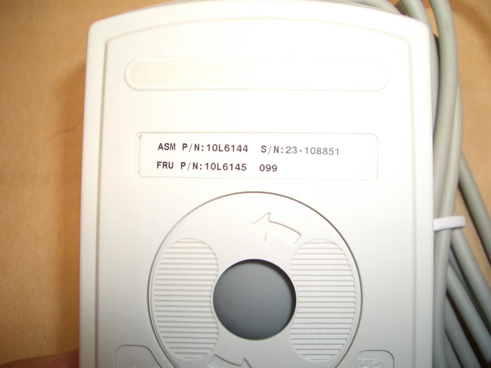 IBM FRU 10L6145, NEW WHITE SLEEK 2 BUTTON BALL PS/2 MOUSE - Image 2 of 3