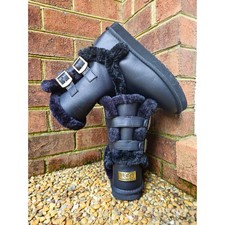 UGG Beckett Black Faux Shearling Buckle Boots Women's 9 VGUC
