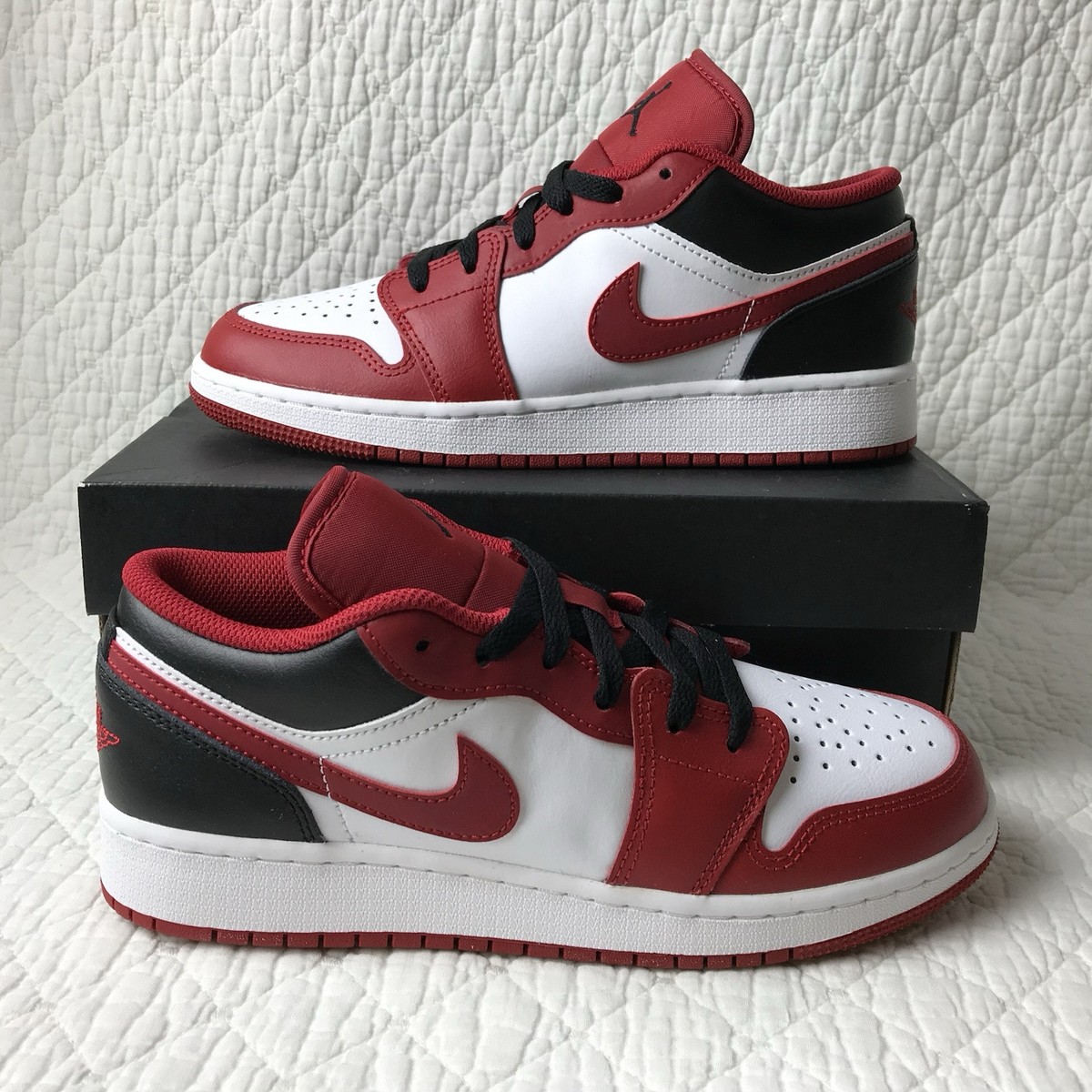 Nike Air Jordan 1 Low Shoes Men display picture 3