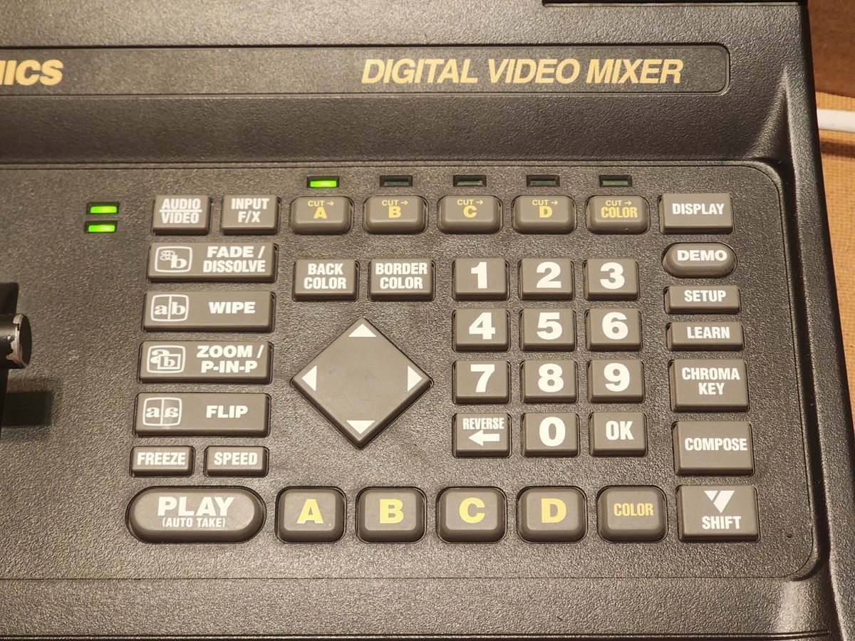 Vintage Videonics MX1 NTSC Digital Video Mixer Switcher VideoMixer