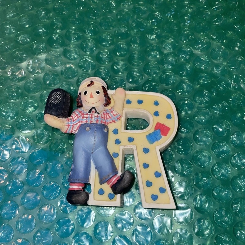 Raggedy Ann & Andy Alphabet Figurine R Is For Radio