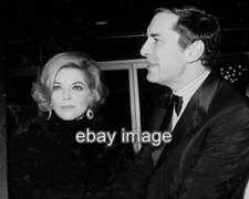 BARBARA BAIN MARTIN LANDAU MISSION IMPOSSIBLE   8X10 PHOTO  42