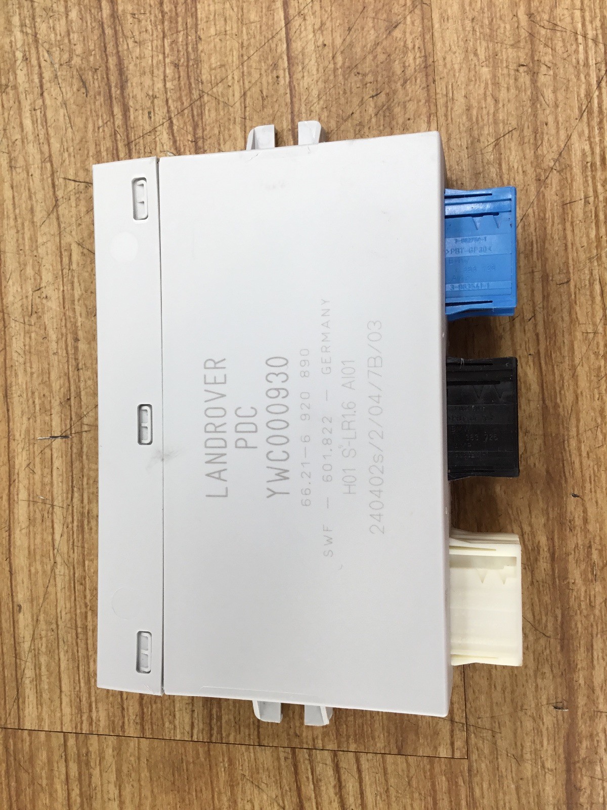 RANGE LAND ROVER 03-05 OEM PDC PARKING ASSIST SENSOR MODULE 