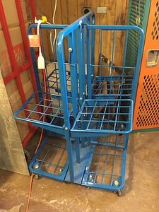 Folding Metal 4 Section Grocery Store Magazine Rack Display
