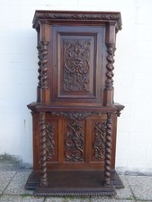 Piccola Sacrestia in noce noce scolpita fine "800 piemontese