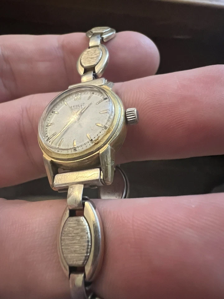Reloj para mujer Ernest Borel vintage con correa ovalada de repuesto Speidel hecho en Suiza Foto 2 de 4