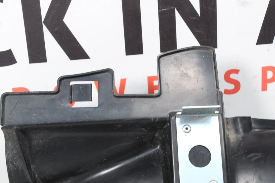 2004 SUZUKI DR200SE DR200 задний под крыло 63110-44AA0 - Изображение 2 из 4