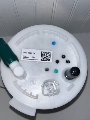 2013 Ford Taurus SE FWD 3.5l #3 Fuel Pump Assembly OEM for sale 