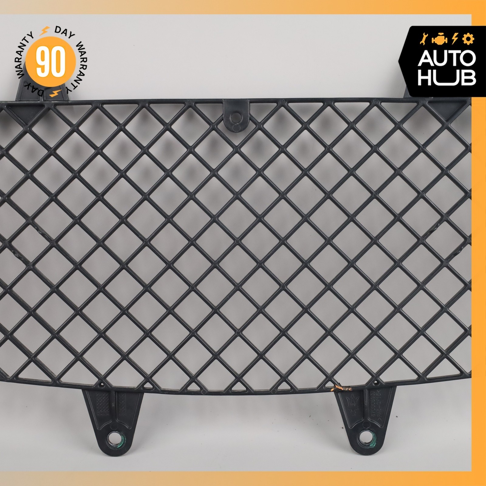 14-20 Maserati Ghibli M157 Front Bumper Air Duct Grille 670006937 OEM 82k