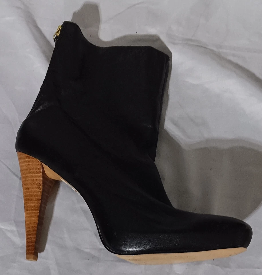 Botines de aguja Calvin Klein 8M Foto 2 de 4