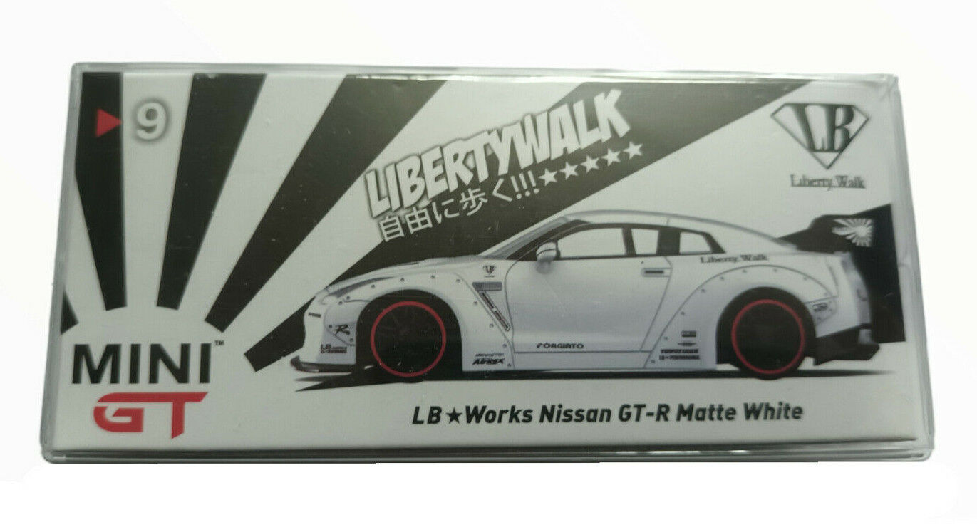 miniGT LBworks Nissan GT-R 9-