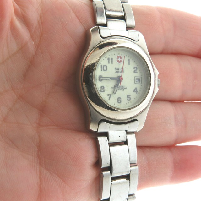 swiss army watch 3888