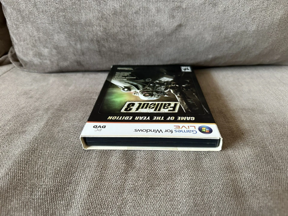 Fallout 3 Game Of The Year Edition - US DVD Sleeved Box Edition PC - Image 4 of 4