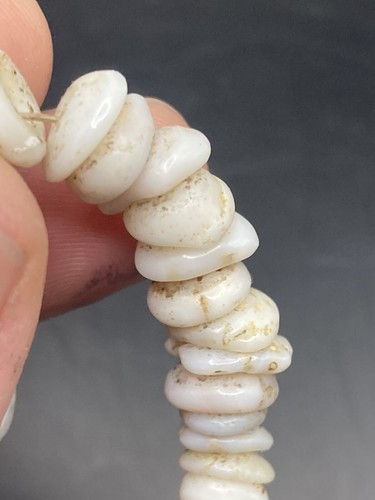 "Collar de colección con caparazón de puka genuino hawaiano con colgantes de piedra 18"" 45 gramos" - Imagen 12 de 13