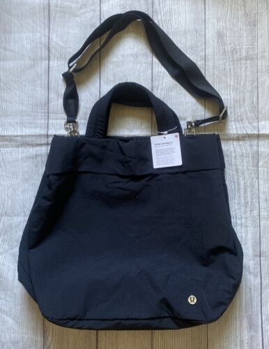 NWT Lululemon On My Level Bag 2.0 19L O/S BLK Black