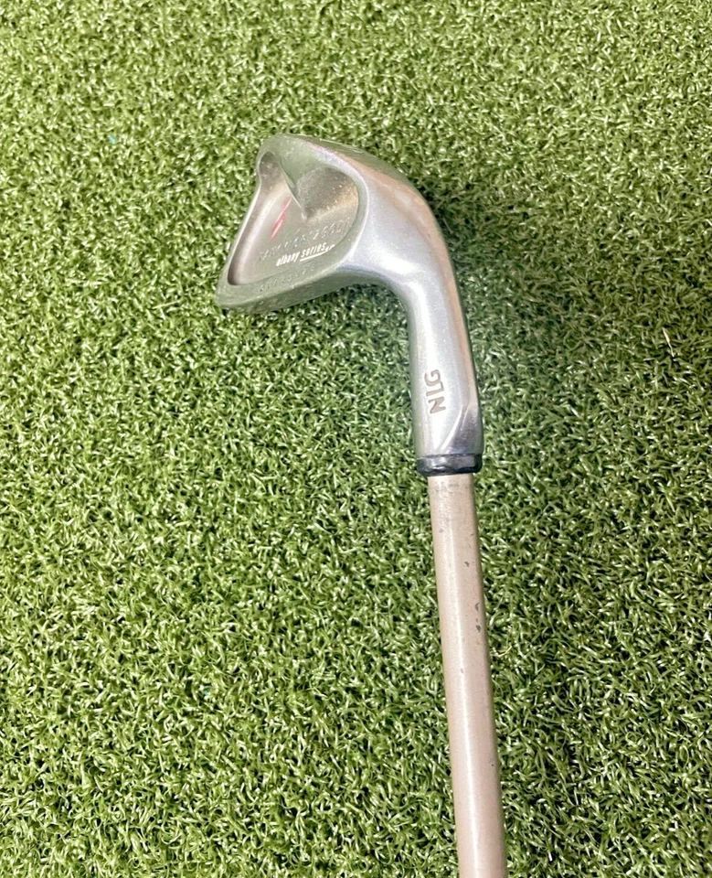 Nancy Lopez Golf 4 Iron / RH / Ladies Graphite ~37.5" / NEW GRIP /  jj7579 - Image 3 of 4