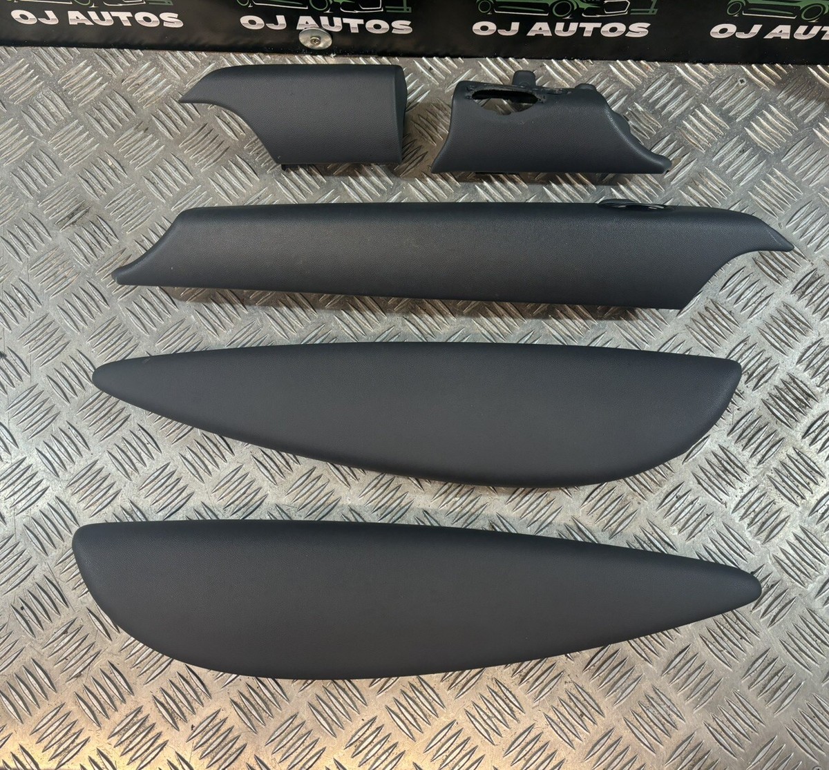 BMW Mini Cooper One R56 Dashboard Dash Lower Trim Set Kit Dark