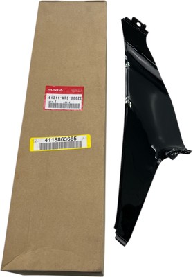 64211-MR5-000ZE Honda PC800 1994-95 Motorcycle Fairing Inner Right Panel Black-Z