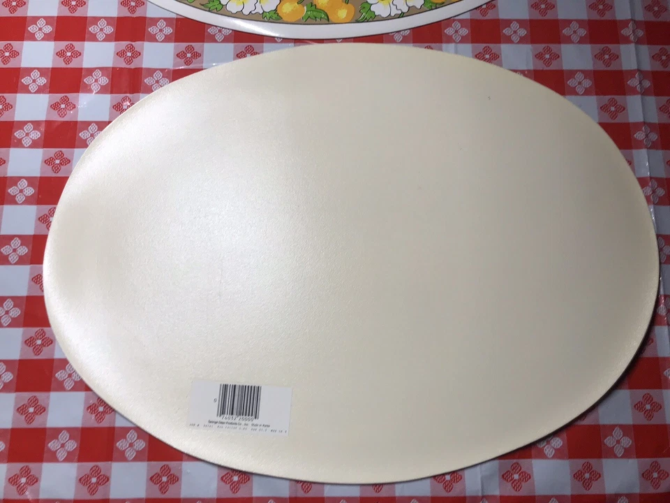 Vintage Vinyl Placemats with fruit, flower and butterfly design Set of Two - Image 3 of 4